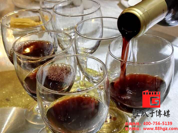 一篇撩人的年會活動策劃通知，暗藏著多少套路？