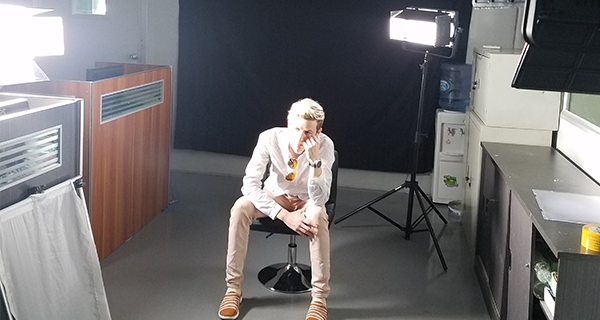 瓜子拍攝丨歐陸風暴吹來，被拍攝的氣質電暈